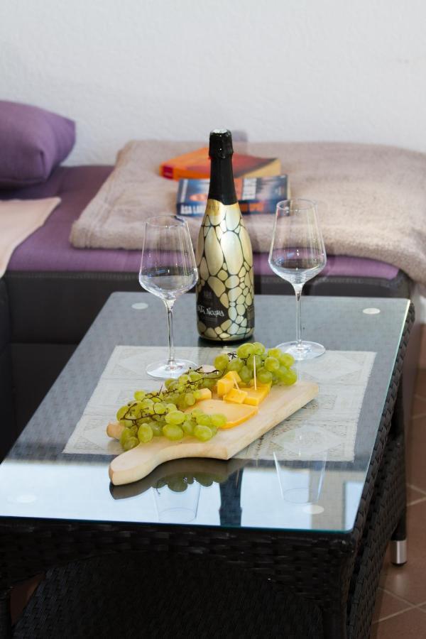 Studio Apartman Nega 2 Rovinj Bagian luar foto